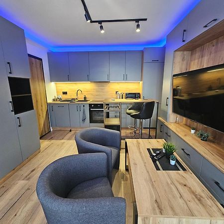Handy Apartamenty - Mieszkania Na Doby W Centrum Rzeszowa Exterior foto