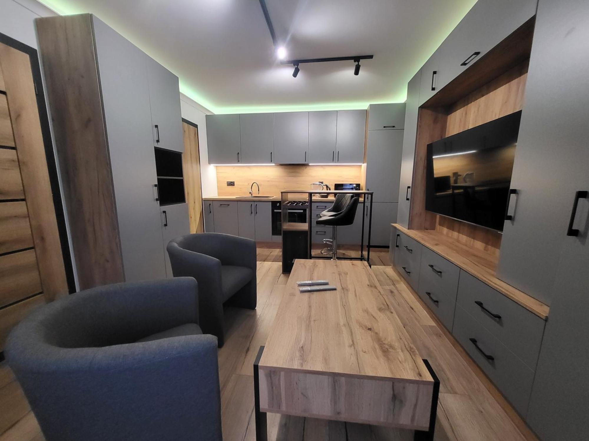 Handy Apartamenty - Mieszkania Na Doby W Centrum Rzeszowa Exterior foto